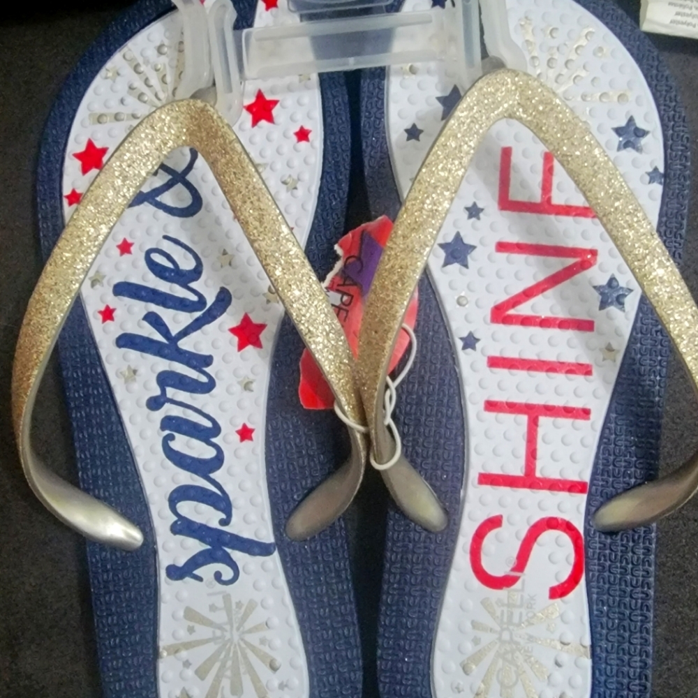 Brand new never worn girl size 3 - 4.